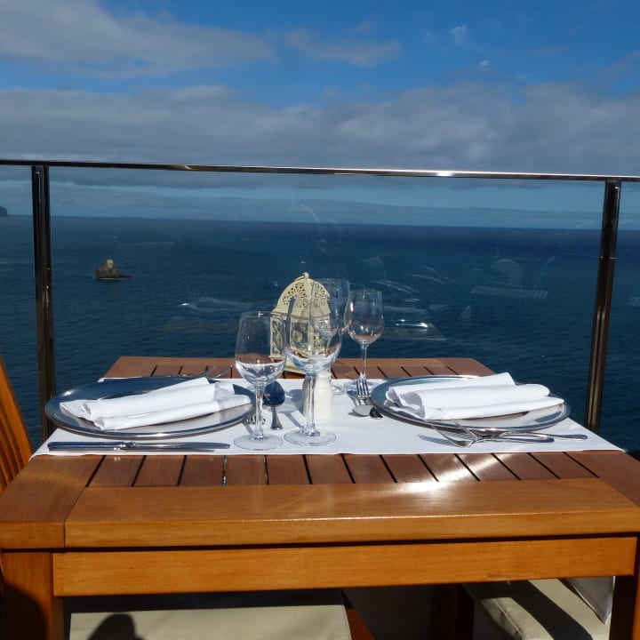 Bei schönem Wetter Terrasse Hotel Madeira Regency Cliff