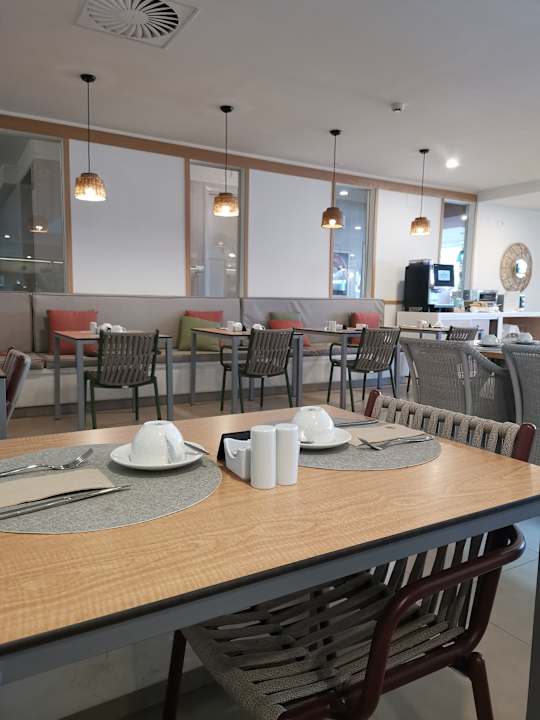 Gastro Hotel LIVVO Anamar Suites