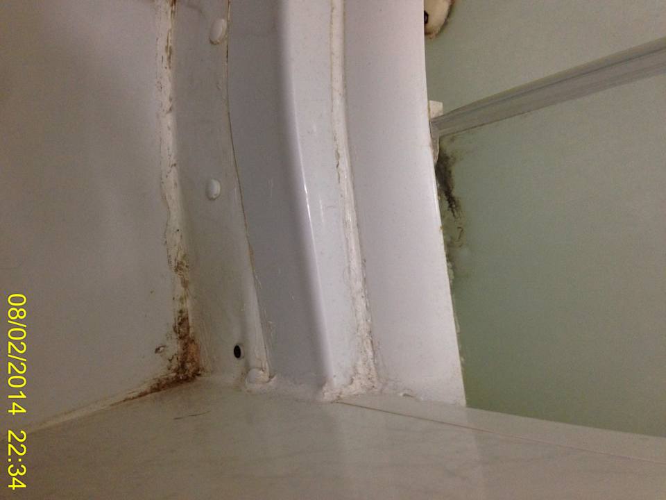 Vor einer Duschwanne The Park Hotel