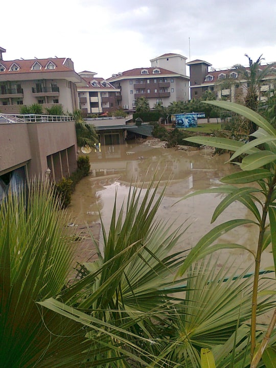 Hochwasser 14.1.2013 Hane Family Resort
