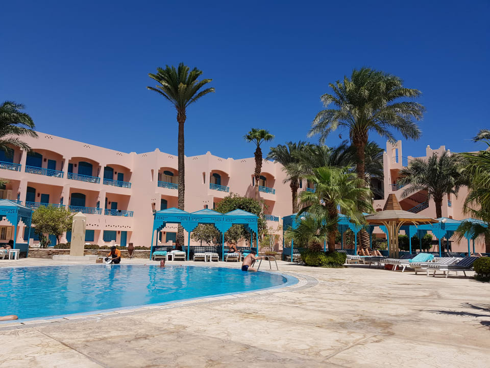 Pool Hotel Le Pacha Beach Resort