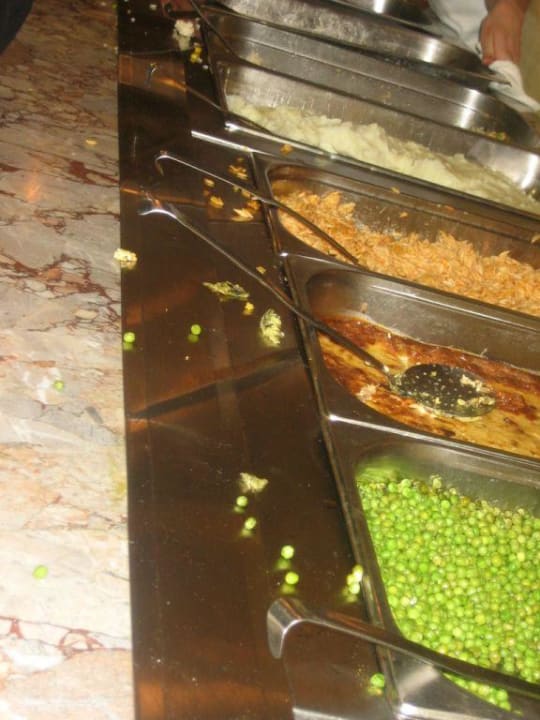 "Leckeres" Essen... Dessole Dolphin Bay Resort