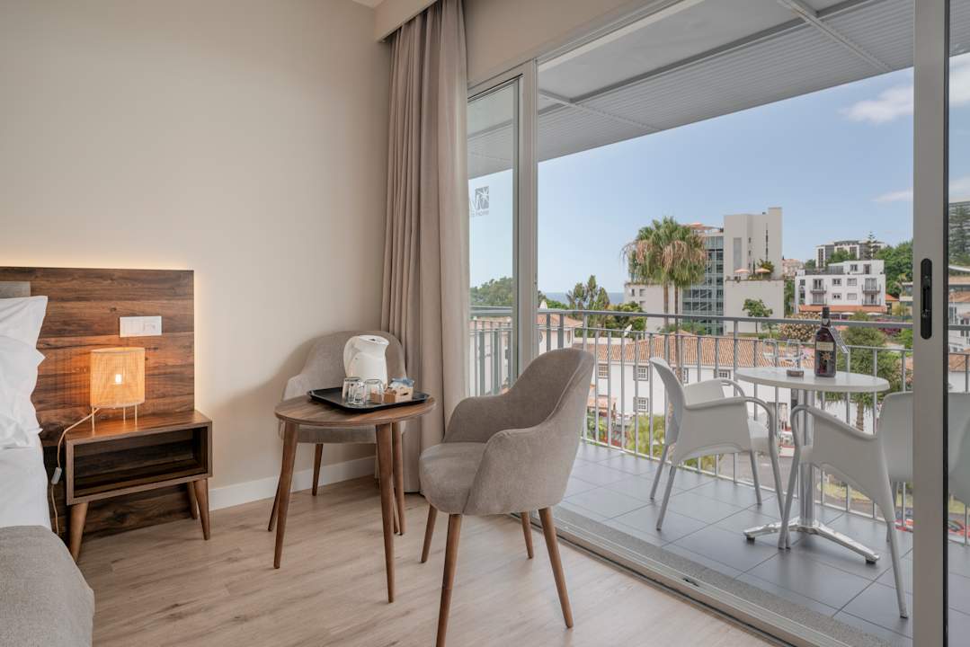 Zimmer Hotel Madeira Bright Star