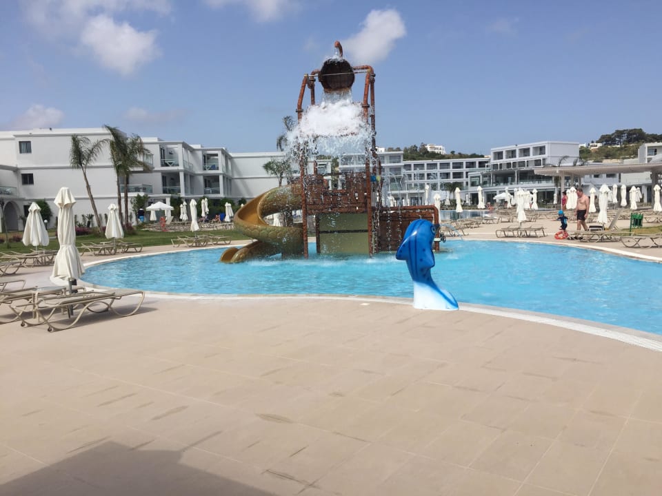 Kinderpool Asterias Beach Resort