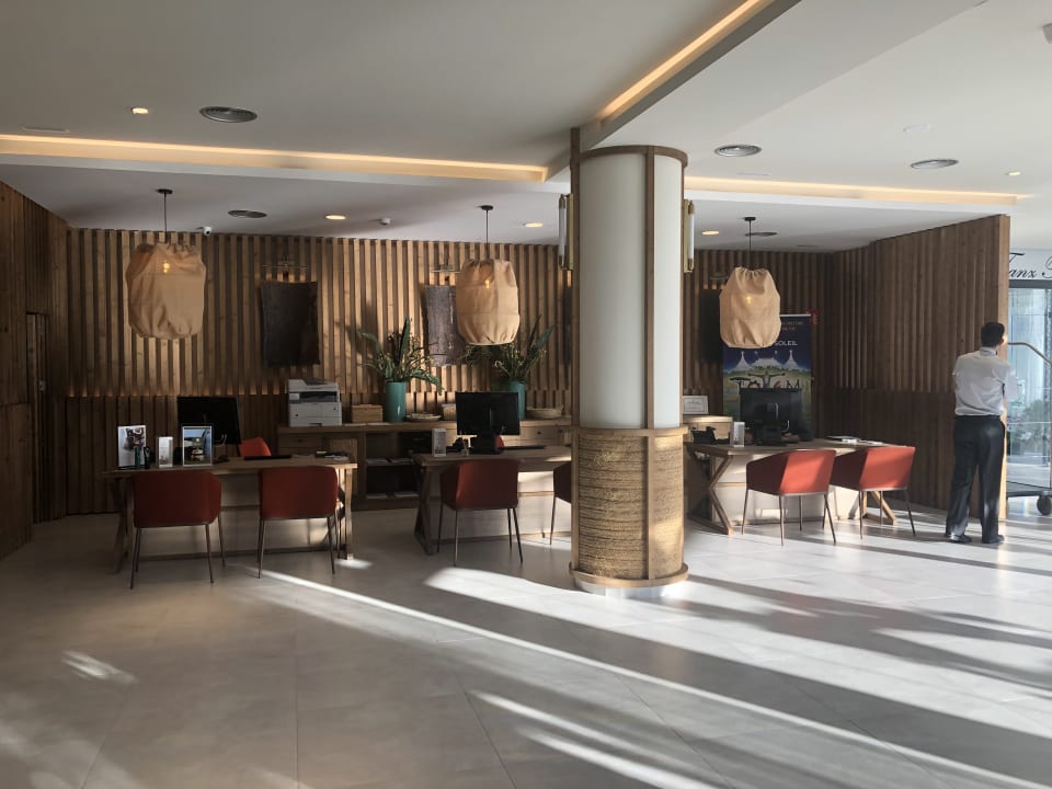 Lobby Corallium Dunamar by Lopesan Hotels