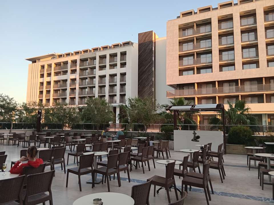 Gartenanlage LRS Port River Hotel & Spa