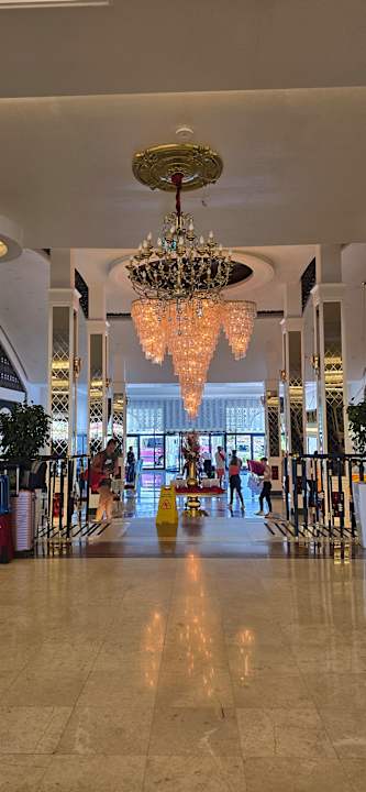 Lobby Dream World Palace Hotel