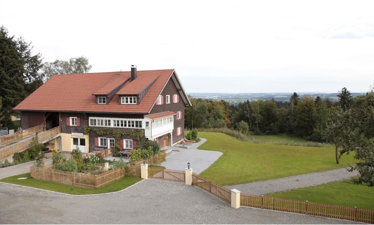 Außenansicht Hofgut Ratzenberg