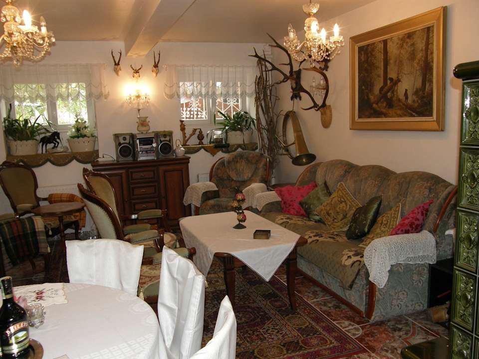 Saloon with fireplace Hotel Garni