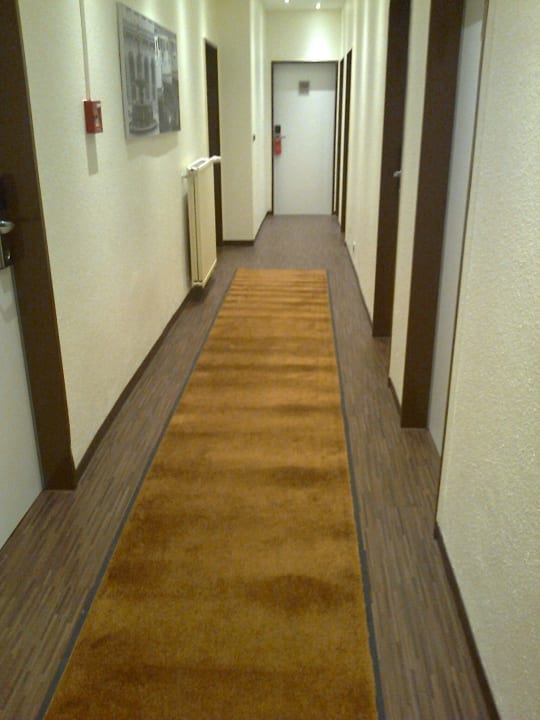 Flur im Erdgeschoss Heikotel – Hotel Stadtpark Residenz