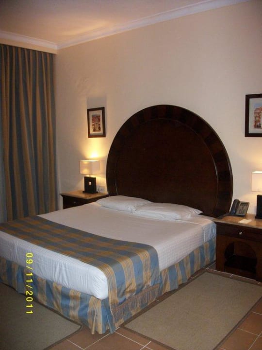 Großes Bett Stella Beach Resort & Spa Makadi Bay