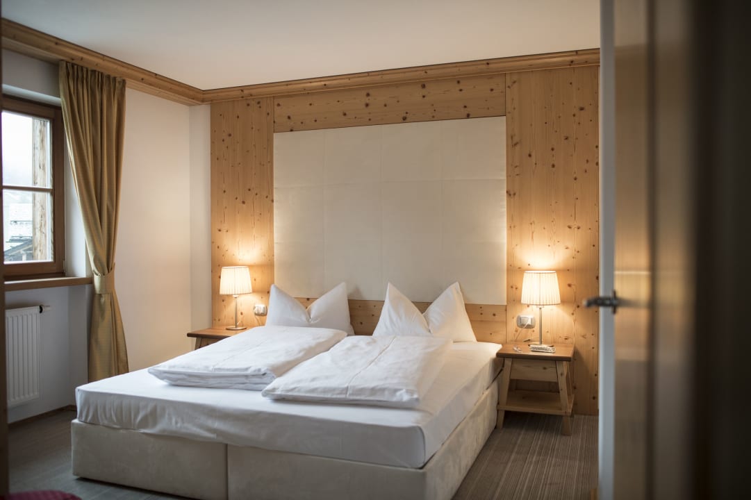 Zimmer Post Alpina - Family Mountain Chalets