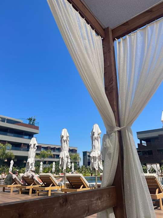 Pool Jacaranda Luxury Resort