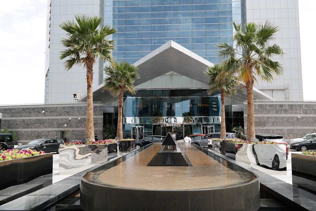 Eingang Hotel Jumeirah Emirates Towers