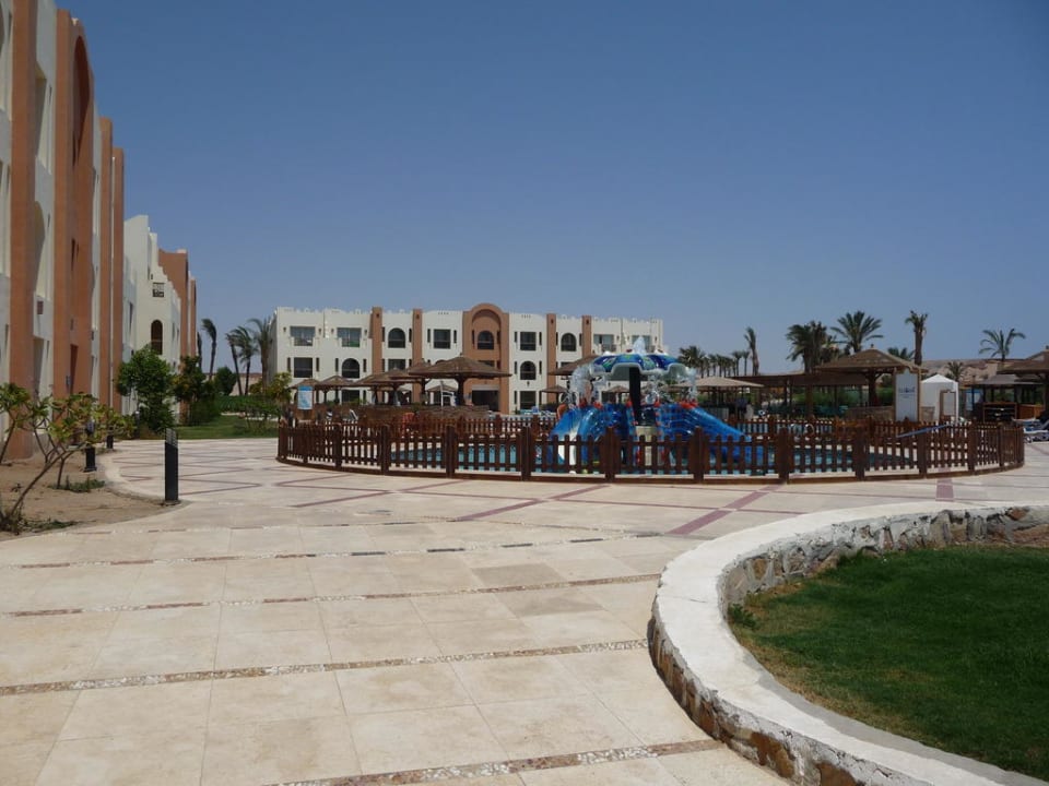 Kinderpool SUNRISE Royal Makadi Resort