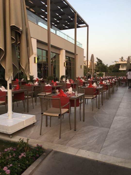 Restaurant Acanthus Cennet Barut Collection