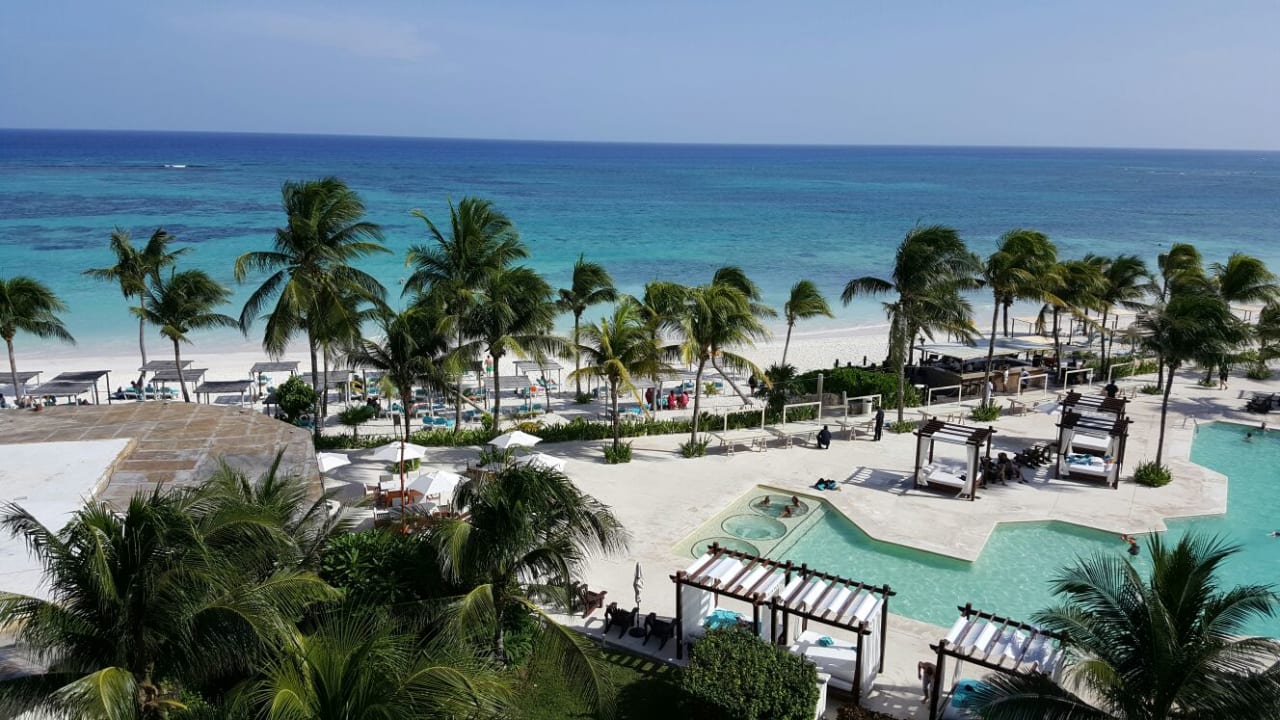 Pool Akumal Bay Beach & Wellness Resort