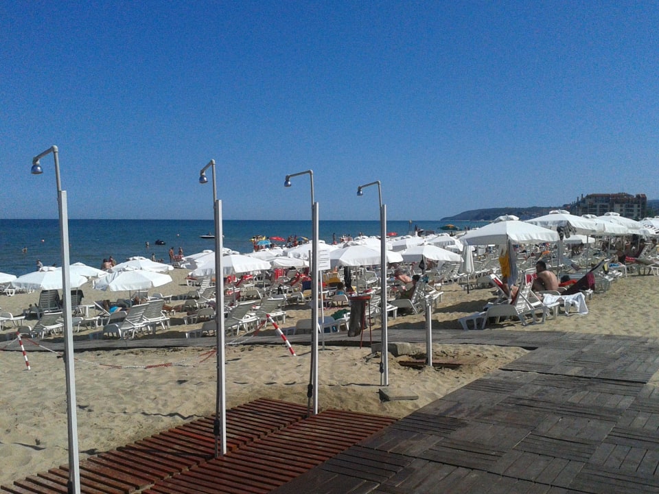 Duschen am Strand Sol Luna Bay