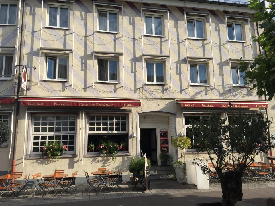 Außenansicht Hotel Brauhaus Wallhall