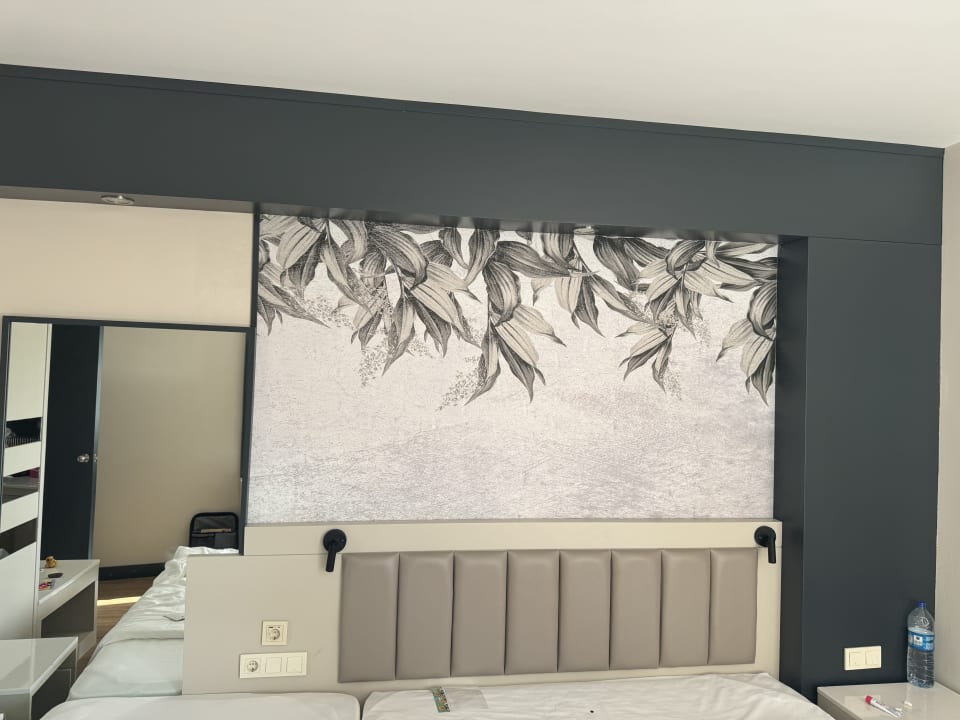 Zimmer Seaden Sea World Resort & Spa