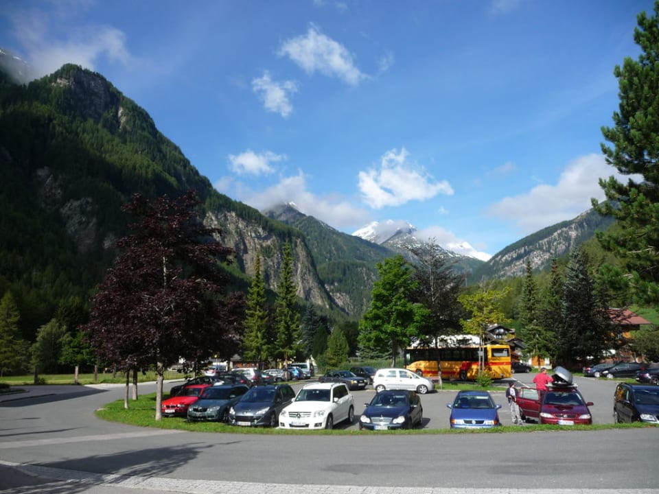 Parkplatz vor dem Hotel Sporthotel Heiligenblut