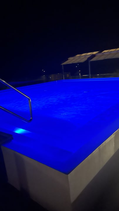 Pool W Ibiza