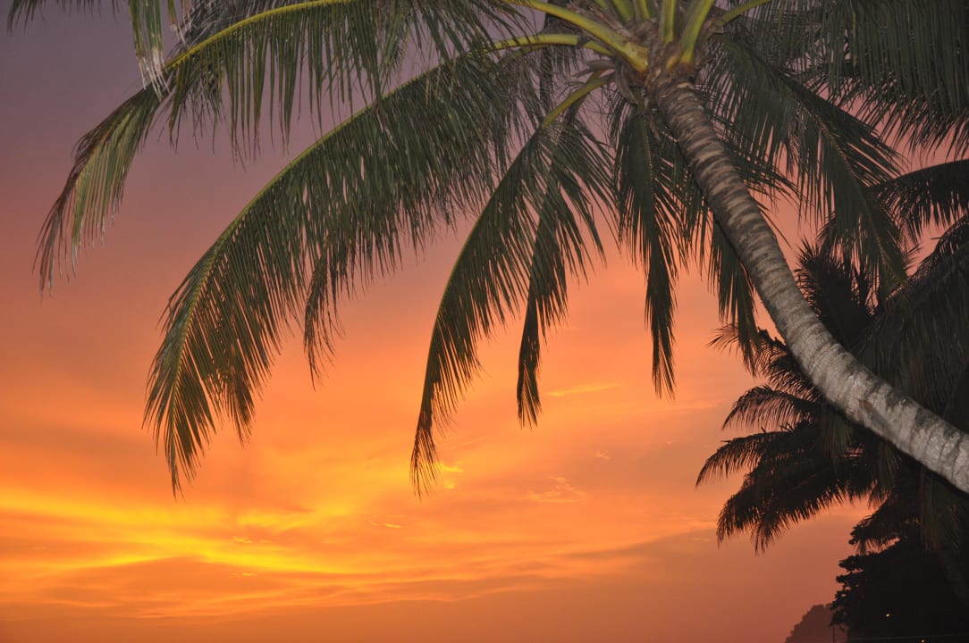 Sonnenuntergang vom Hotelstrand KC Grande Resort Koh Chang