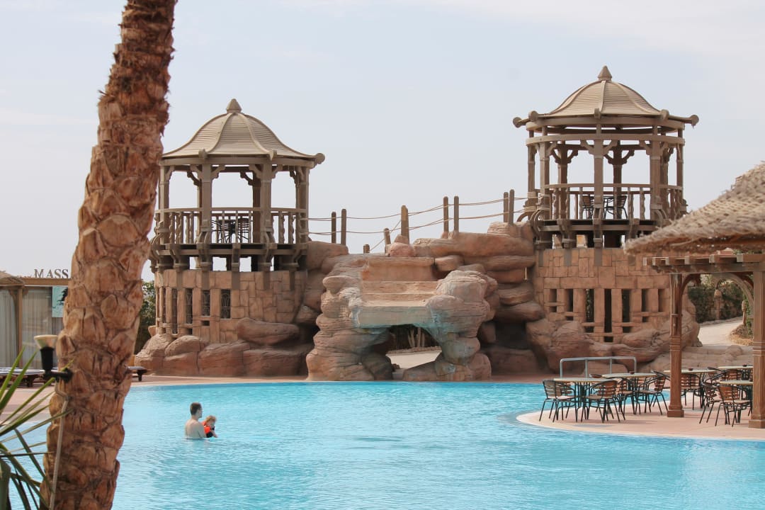 Pool Sea Life Charmillion Sea Life Resort