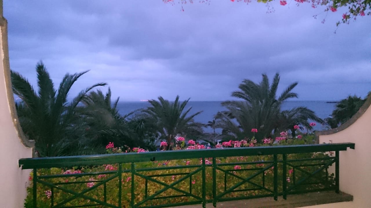 Abends leicht bewölkt Hipotels Natura Palace