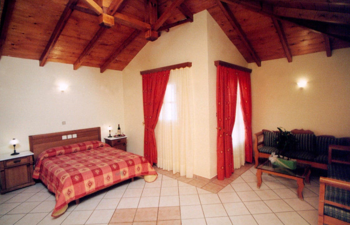 Rooms Hotel Flower of Monemvasia