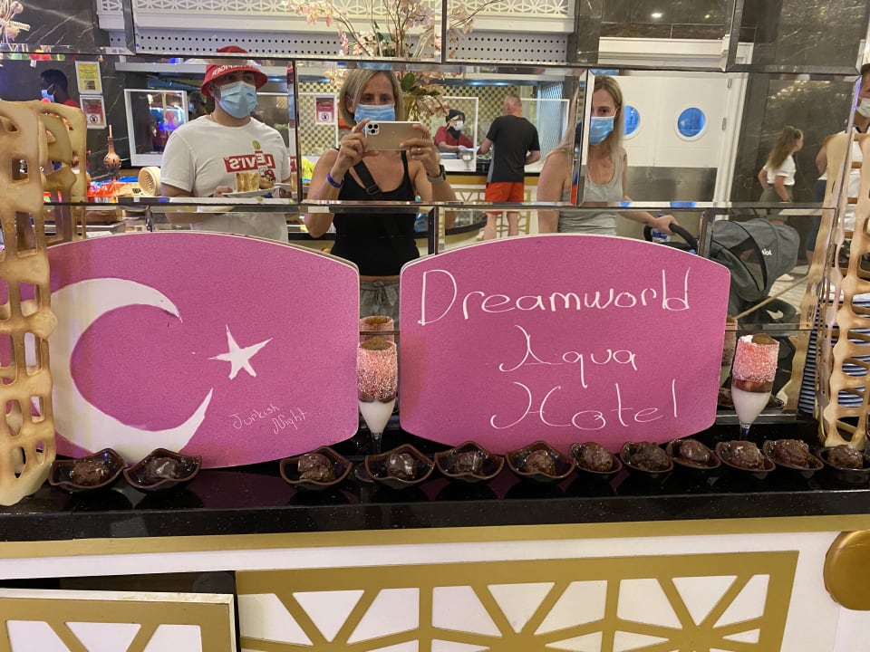 Gastro Dream World Aqua Hotel