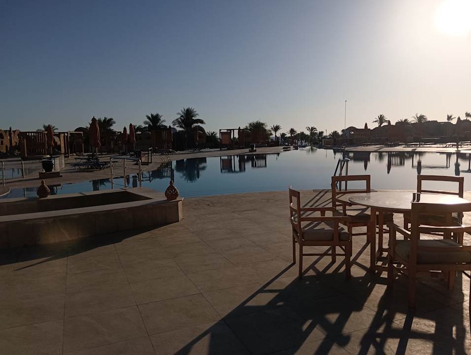 Pool Utopia Beach Club