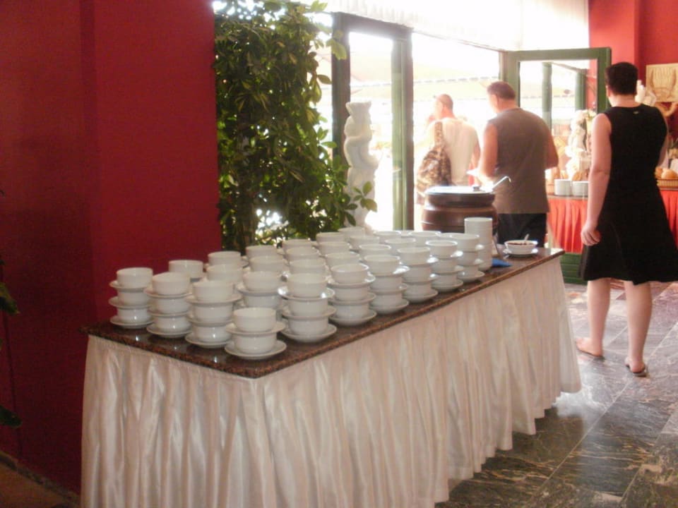 Mittagsbuffet am Miramare Beach  Hotel Miramare Beach