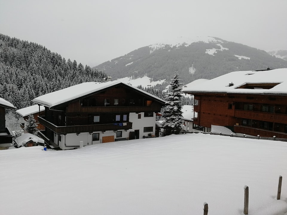 Außenansicht Hotel Alphof Alpbach