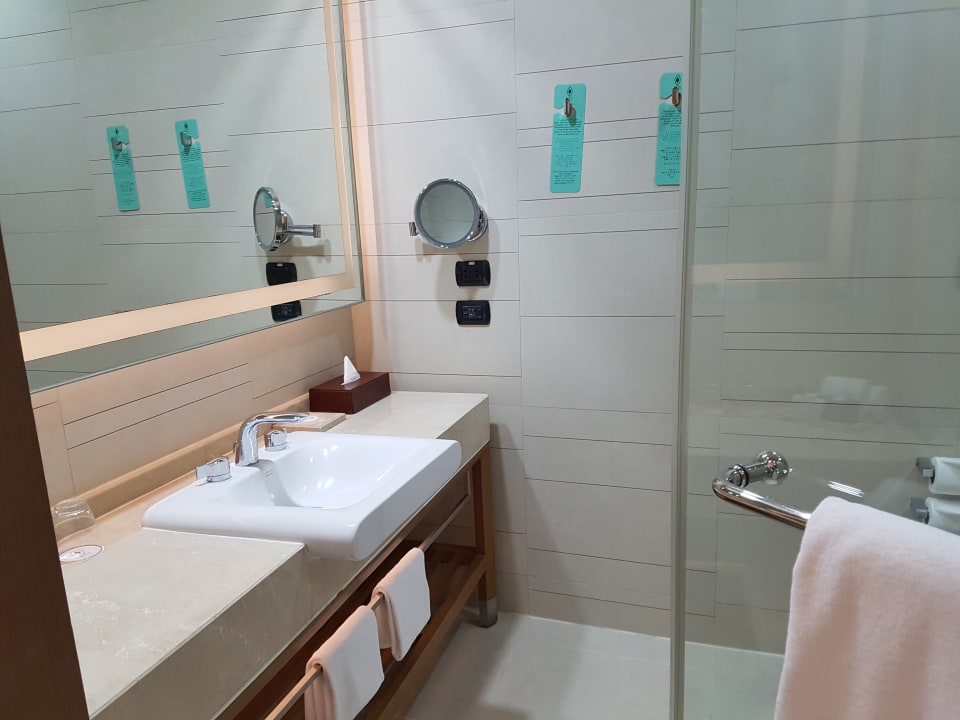 Zimmer Eastin Grand Hotel Sathorn