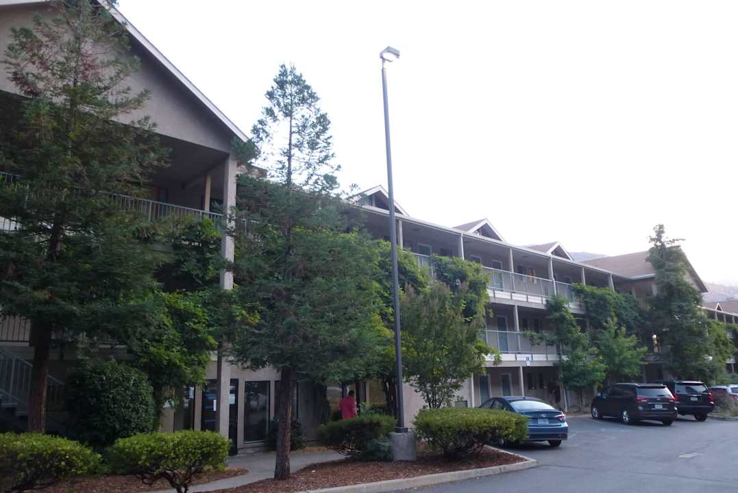 Außenansicht Hotel Yosemite View Lodge