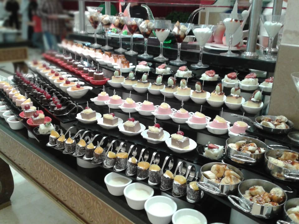 Dessert Diamond Excellence Resort & Spa