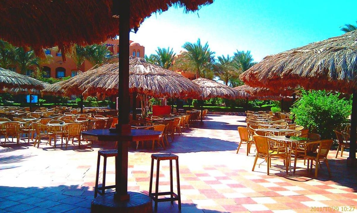 Die Poolterrasse Jaz Makadi Oasis Resort