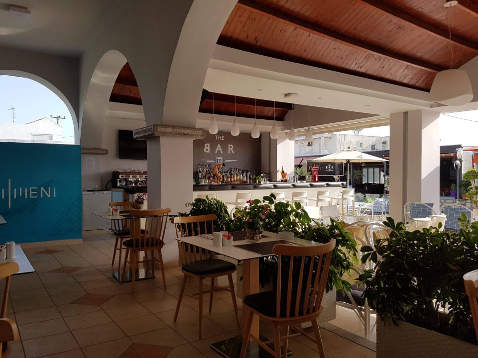 Restaurantbereich Sentido More Meni Residence & Suites