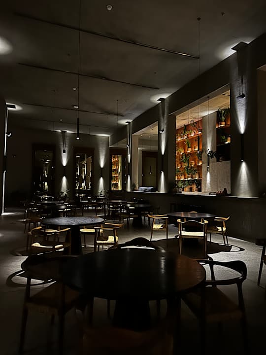 Gastro Serry Beach Resort