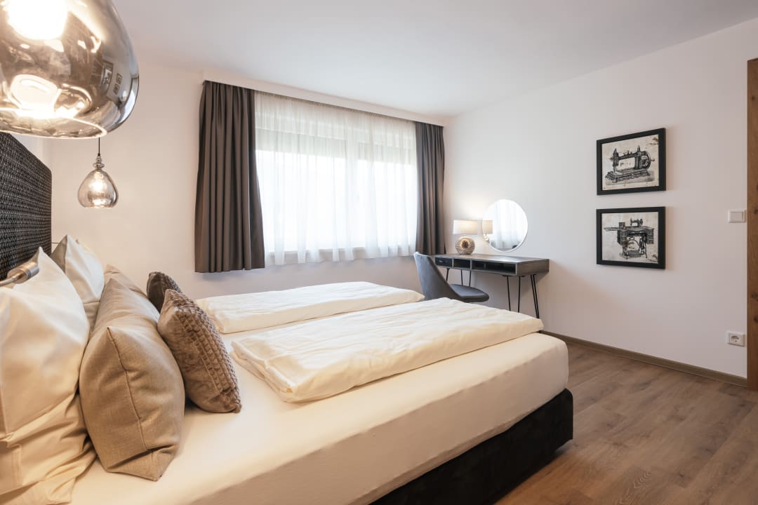 Zimmer Viktorias Home In Room Spa Appartements