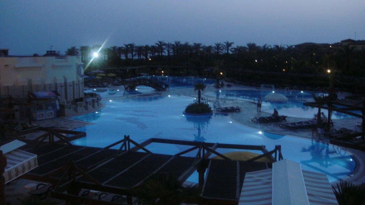 Am Abend Calimera Serra Palace