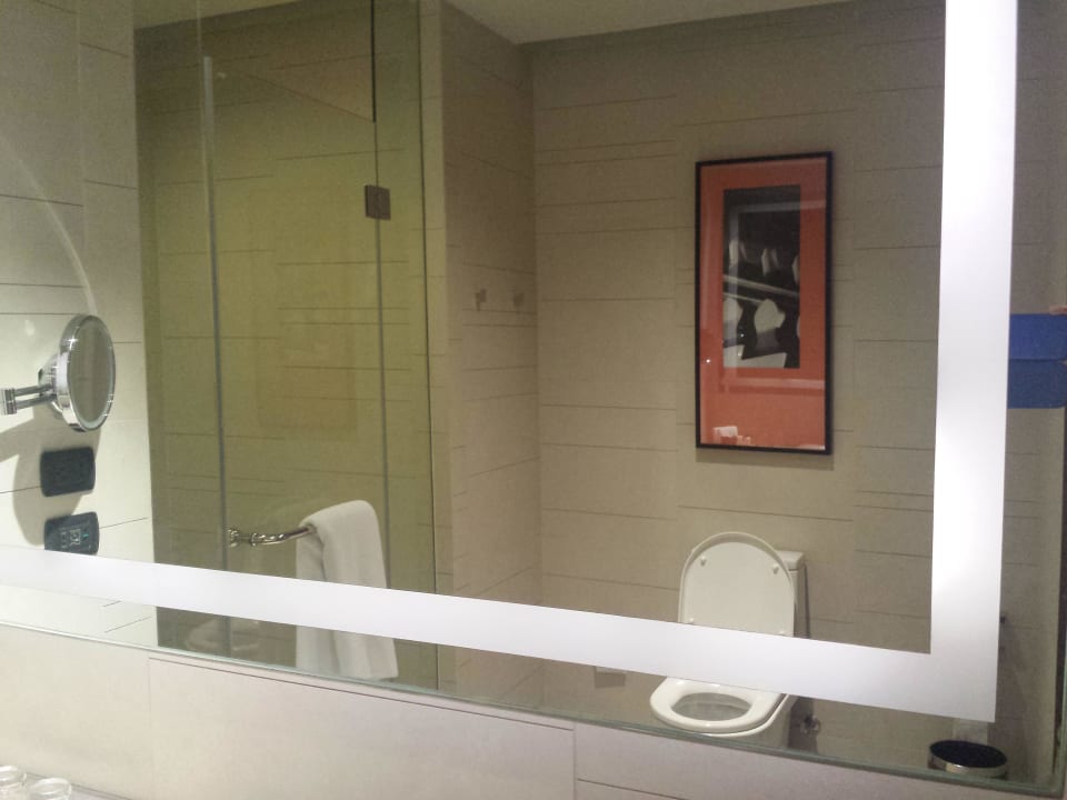 Badezimmer Eastin Grand Hotel Sathorn