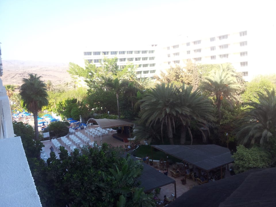 Miejsca przy basenie i barze Gran Canaria Princess
