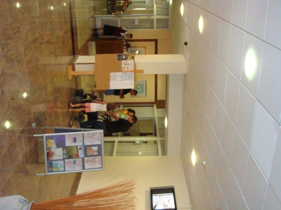 Eingangsbereich Sunny Baška Hotel by Valamar (Corinthia)