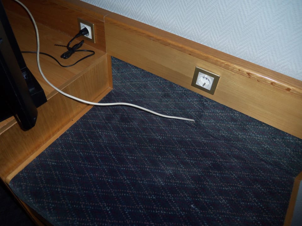 Wo ist der Stecker Leonardo Hotel Düsseldorf Airport - Ratingen