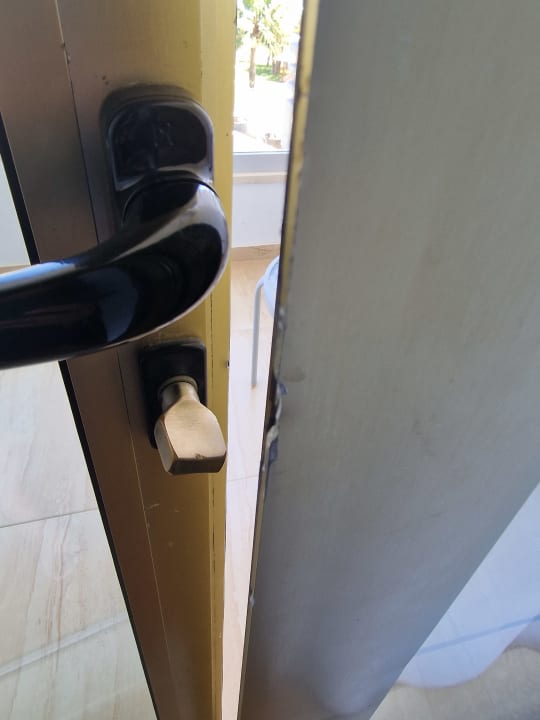 Zimmer The Golden Bay Beach Hotel