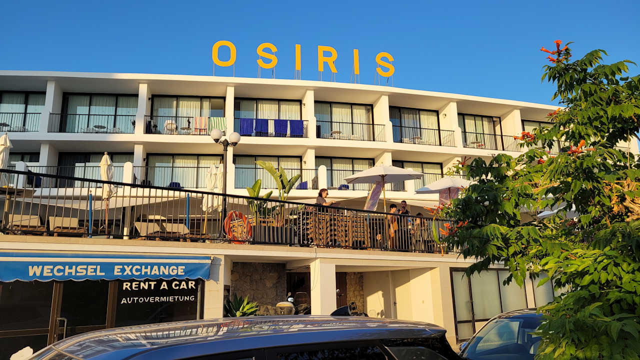 Außenansicht Hotel Osiris