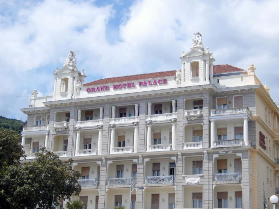 "Blick Von Der Promenade." Hotel Palace Bellevue - Liburnia (Opatija ...