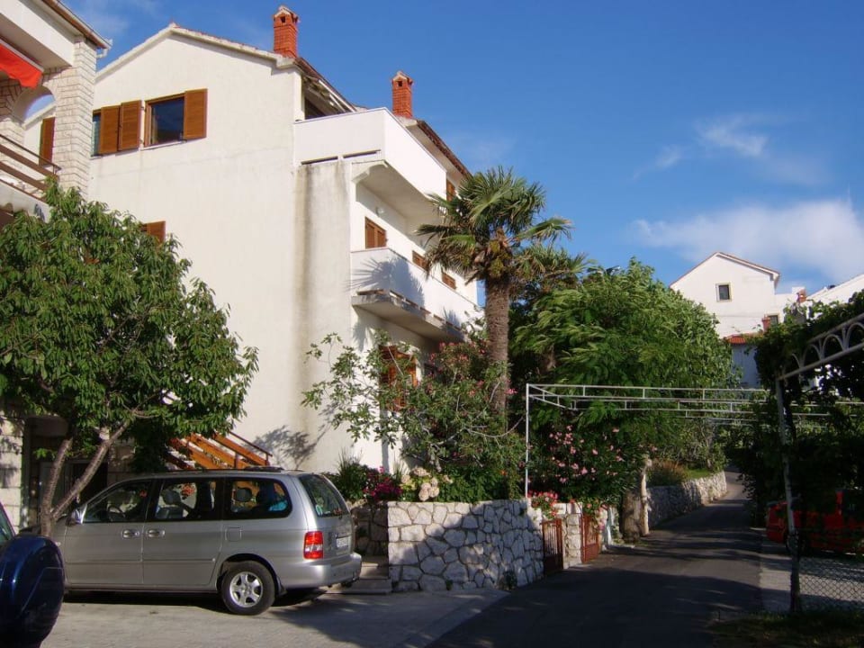 seitenansicht unterkunft Apartment Villa Antonella